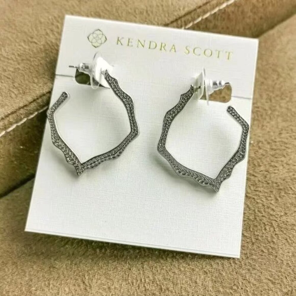 Kendra Scott Silver Textured Geometric Hoop Earrings